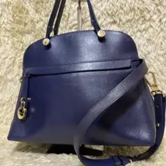 大人気✨フルラ パイパー M 2way ショルダーバッグ 金チャーム ネイビー