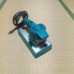 マキタ 仕上げサンダ 9045n