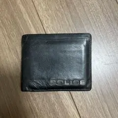 ポリス財布