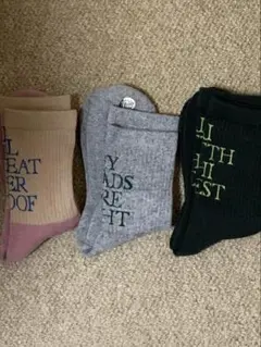 MY LOADS ARE LIGHT ソックス 3点セット