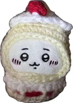 ちいかわ おすわりぬいぐるみ ぬい服 編み物 ショートケーキ いちご