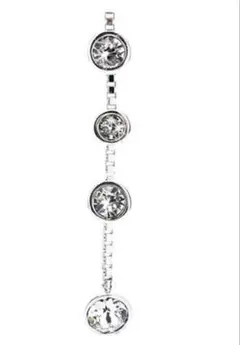 値下　新品　Swarovski 5022438 ピアス　箱付