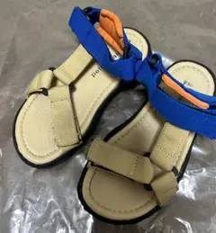キッズサンダル