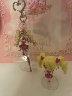 キュアピーチ　アクリルスタンド、フィギュア