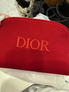 Dior 赤 ベルベット生地