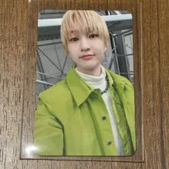 ONEW オニュ PERCENT POPUP STORE トレカ