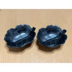黒い葉っぱ型和菓子皿2個セット