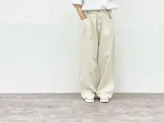 Item thumbnail for item 33805b24-3e2d-4a64-bad7-f5d523be9bb7