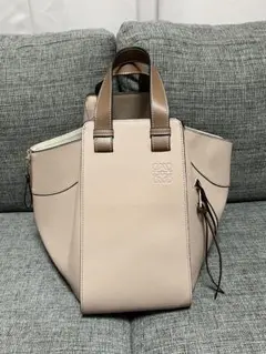最終値下 未使用品 ロエベ ハンモック ミディアム LOEWE ポーチ付き