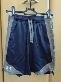 ハーフパンツ