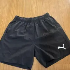 PUMA ブラック ハーフパンツ 150