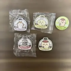 ちいかわ マグネットシート2個セット　缶バッチおまけ付き