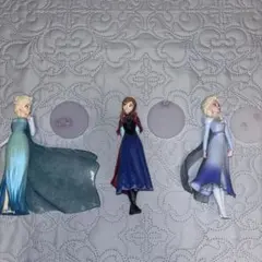 アナと雪の女王　プレミアムフィギュア　アナ&エルサセット