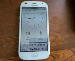 docomo SIMカードなし 富士通らくらくスマートフォンF-42A本体 白