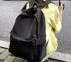 リュックサック　バックパック　ブラック