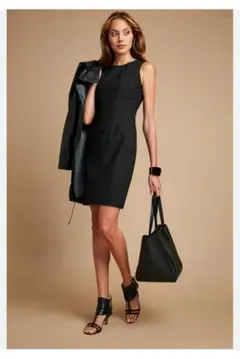 Elie Tahari リトルブラックドレス