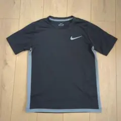 Nike DRI-FIT Tシャツ