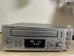 Item thumbnail for item 6155d676-ff71-4f35-9136-b2c60ff6de04