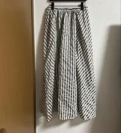 ストライプロングスカート