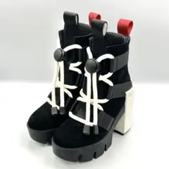 Item thumbnail for item 46ca7b36-9582-457b-b4ea-0d06ba3ee9ed