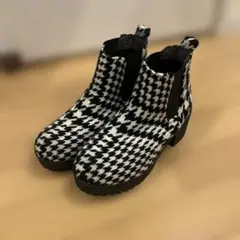 Item thumbnail for item 06868b9b-80bc-4190-9eeb-5d4a11da5290