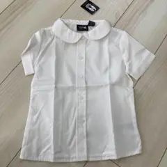 白シャツ　３歳