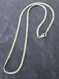 シルバー 編み込み ネックレス　チェーンネックレス　シルバー製　美品