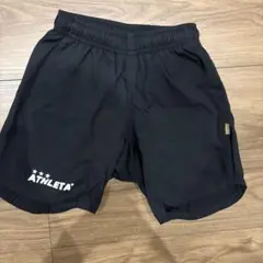 ATHLETA ブラック ハーフパンツ 130サイズ