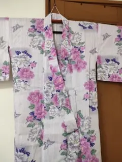 浴衣　花柄と蝶柄
