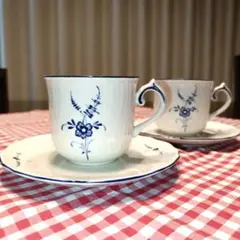 ビレロイ&ボッホ　小花柄 デミカップ&ソーサー ２客