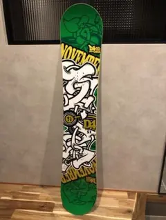 ノベンバー D4