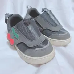 Item thumbnail for item 6d20ddcb-a8b1-4e93-a759-6aa73f549e1a