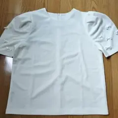 パフスリーブリボンホワイトTシャツ