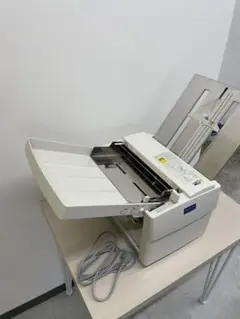 【送料無料】 ダーレー（DAHLE) 卓上型自動紙折り機 LF283N ダーレ 紙折り機／自動紙折機 LF283N を激安価格で