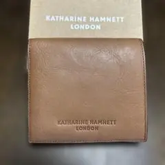 KATHARINE HAMNETT LONDON 二つ折り財布 ベージュ