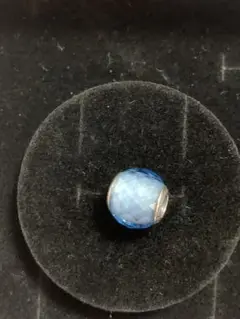 パンドラ青いガラスチャーム