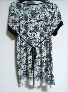 Bou Jeloud 花柄ボーダーチュニック 半袖Tシャツ ブージュルード