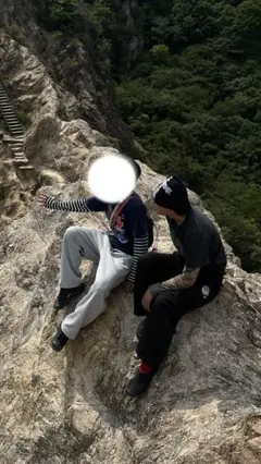 迷彩柄　ロンT