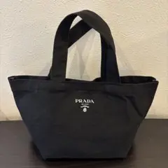 PRADA ブラック 　ランチバッグ　エコバッグ新品！ PRADA ブラック ランチバッグ エコバッグ新品！新 モデル