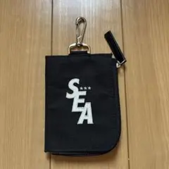 SEAロゴ刺繍 ブラックコインケース