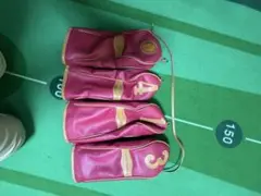 トラサルディ　ゴルフヘッドカバー 4個セット ピンク