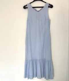 ベーセッツ　B7 ノースリーブ ライトブルーワンピース