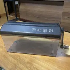 Item thumbnail for item 073e5822-9f2d-48d3-8290-6aadb84b1738