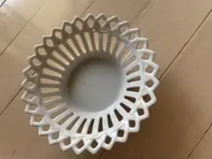 白い陶器のレース皿　５枚