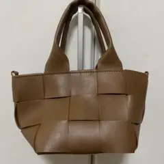 ミニバッグ　ブラウン