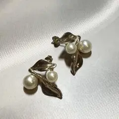 パールリーフピアス　匿名配送