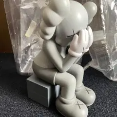 2025年最新】KAWS PASSING THROUGHの人気アイテム - メルカリ