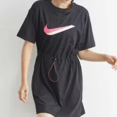 Nike ブラック ミニワンピース 半袖