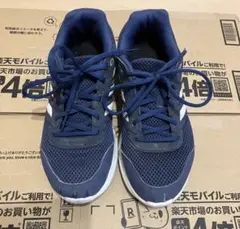 adidas ネイビー ランニングシューズ　25