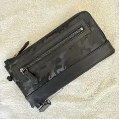 カモフラージュ柄 ブラック 長財布 黒 本革